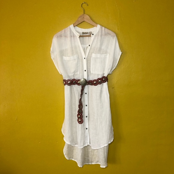 Anthropologie Tops - Anthropologie Holding Horses White Linen Tunic